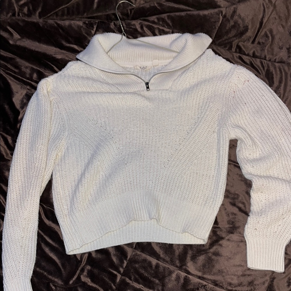 White women's quarterzip